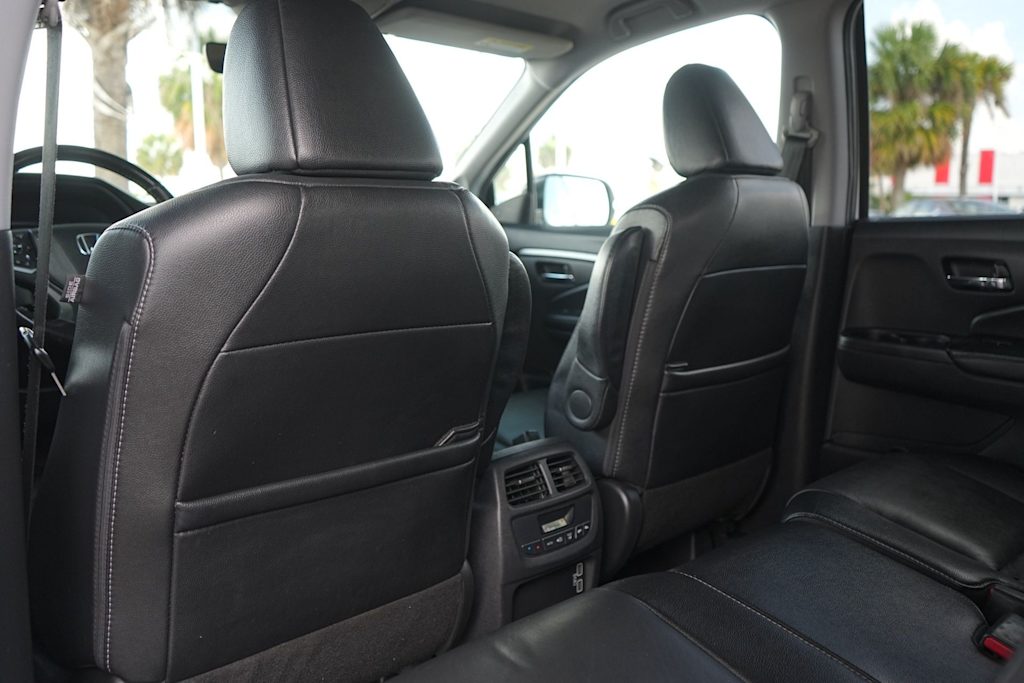 Thumbnail: 2019 Honda Pilot - 13