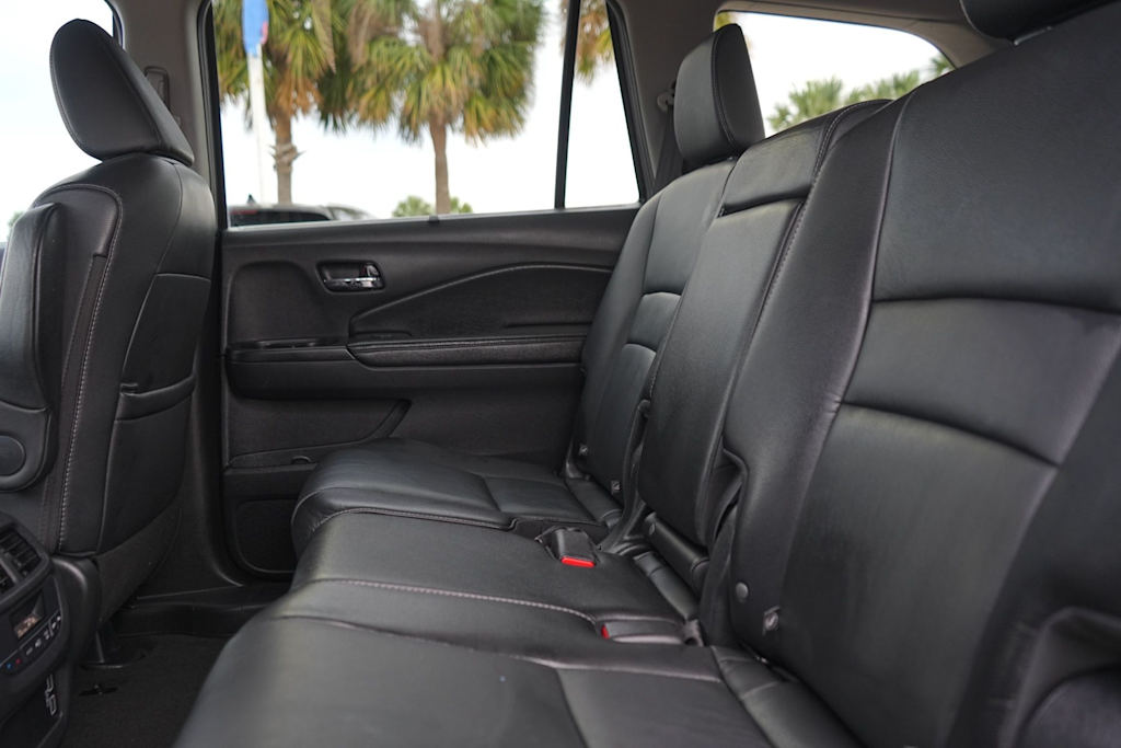 Thumbnail: 2019 Honda Pilot - 22