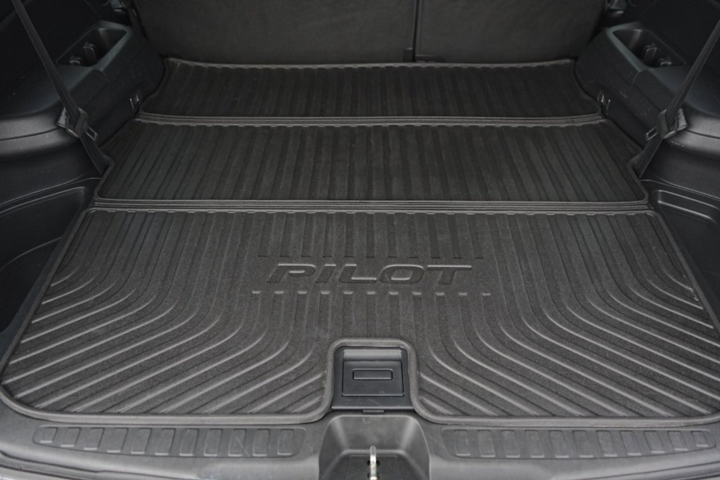 Thumbnail: 2019 Honda Pilot - 18