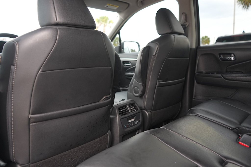 Thumbnail: 2019 Honda Pilot - 13