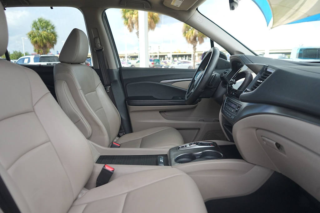 Thumbnail: 2022 Honda Pilot - 12