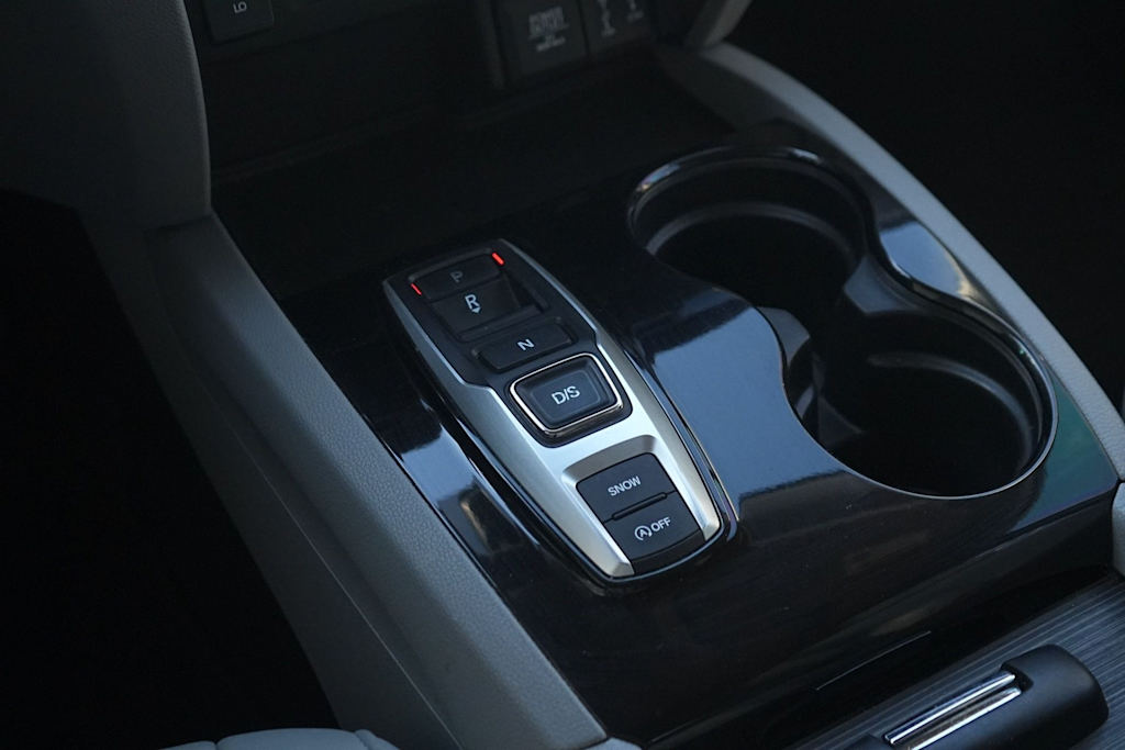 Thumbnail: 2018 Honda Pilot - 15