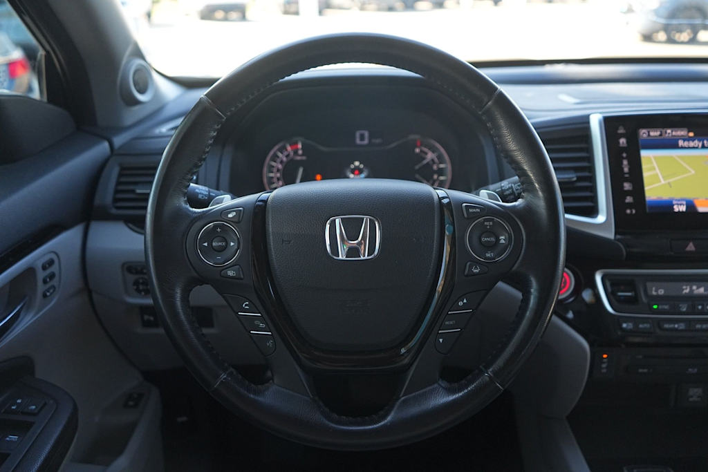 Thumbnail: 2018 Honda Pilot - 13