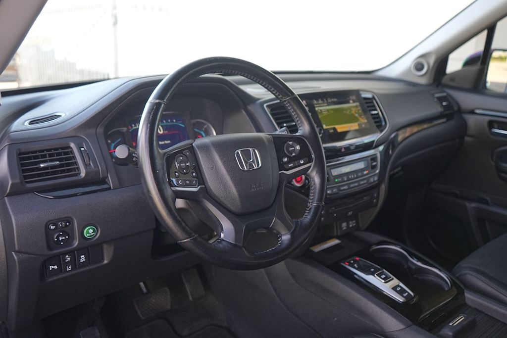 Thumbnail: 2020 Honda Pilot - 2