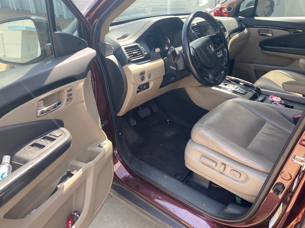 Thumbnail: 2019 Honda Pilot - 4