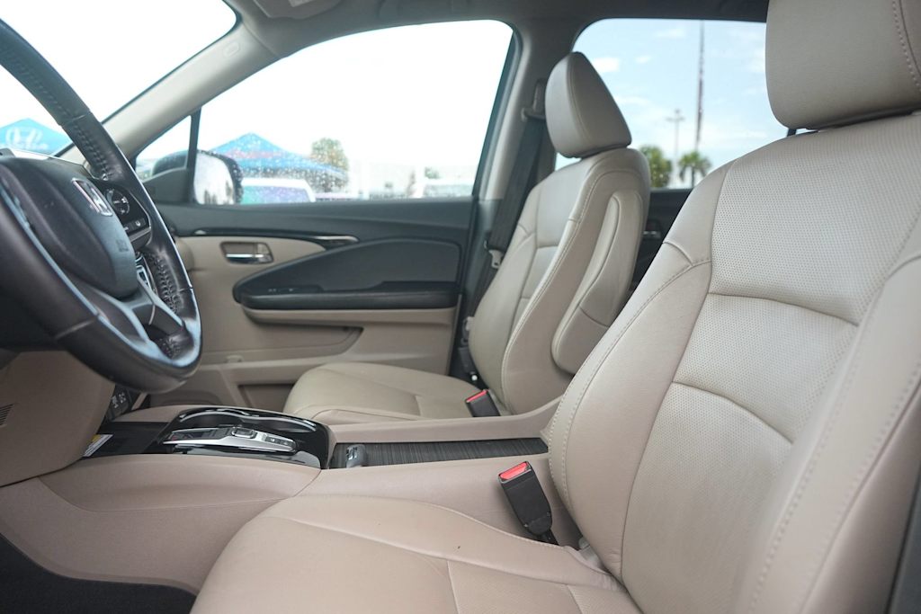 Thumbnail: 2019 Honda Pilot - 11