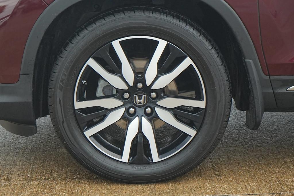 Thumbnail: 2019 Honda Pilot - 8