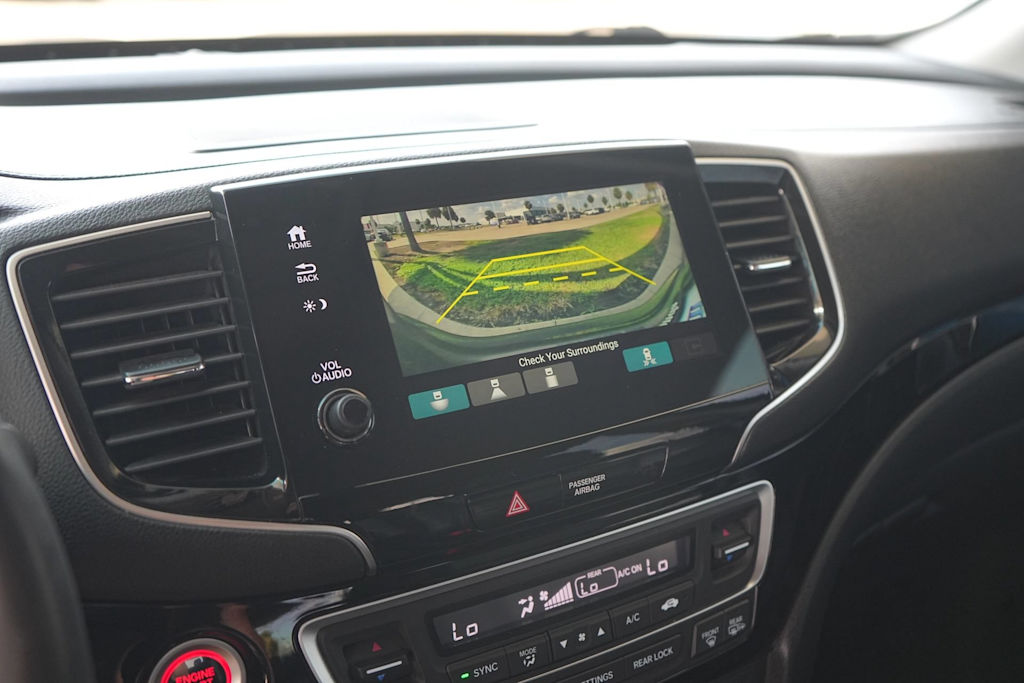 Thumbnail: 2019 Honda Pilot - 25