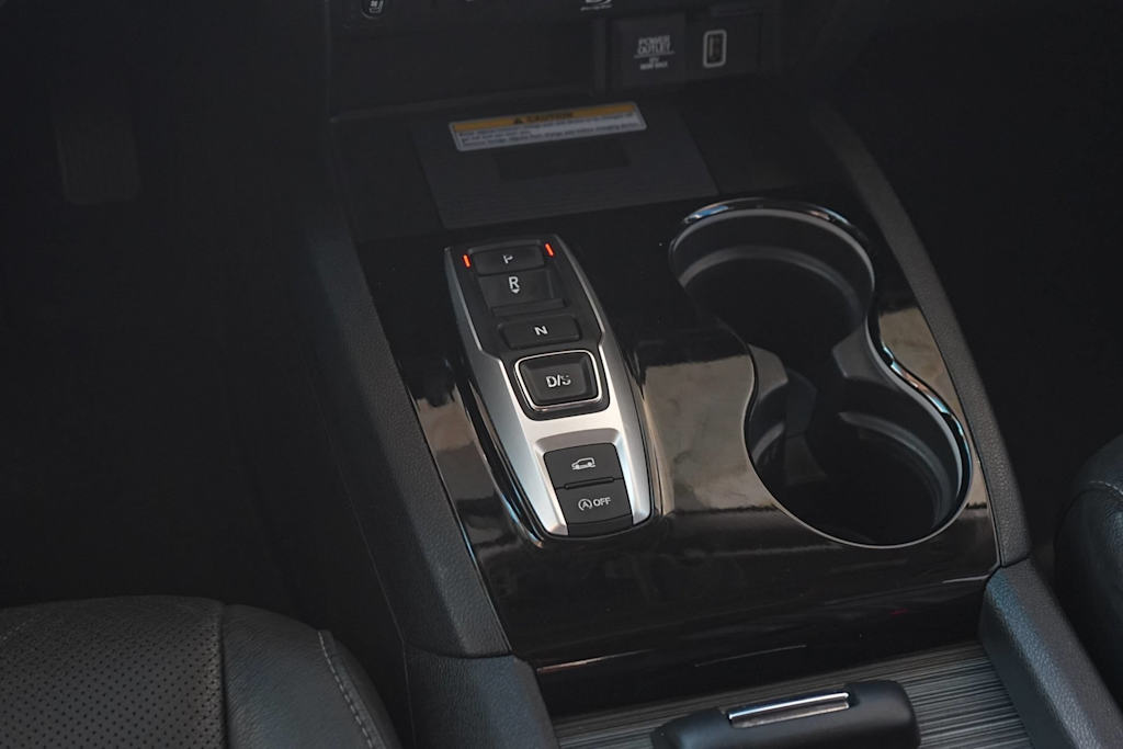 Thumbnail: 2019 Honda Pilot - 16