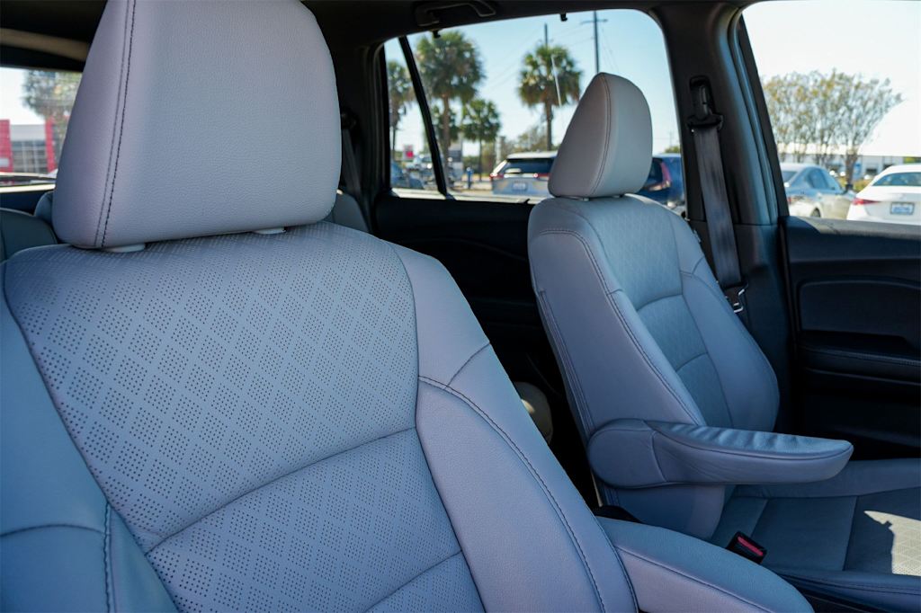 Thumbnail: 2023 Honda Passport - 20