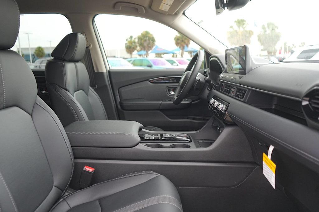 Thumbnail: 2026 Honda Passport - 12