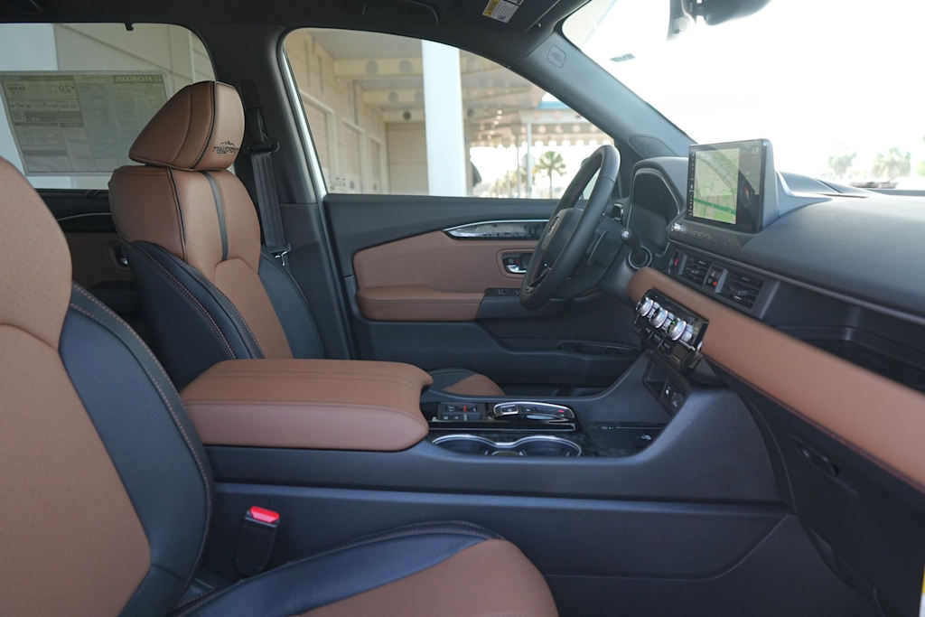 Thumbnail: 2026 Honda Passport - 12
