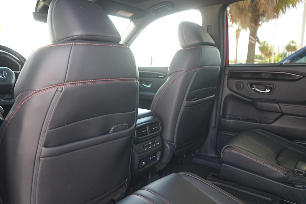 Thumbnail: 2025 Honda Pilot - 13