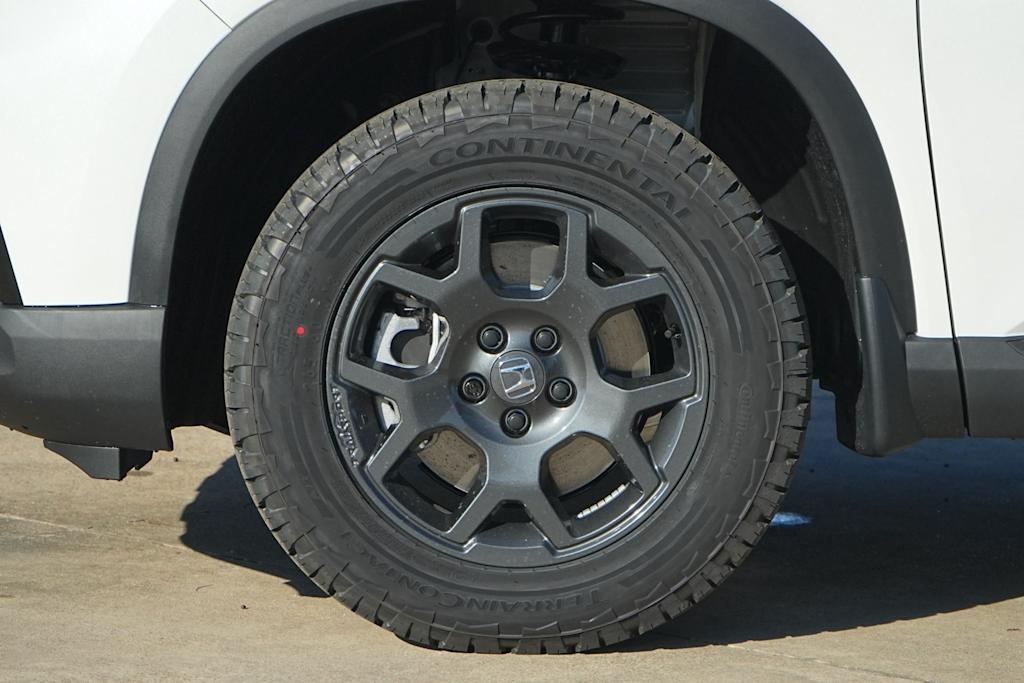 Thumbnail: 2025 Honda Pilot - 8