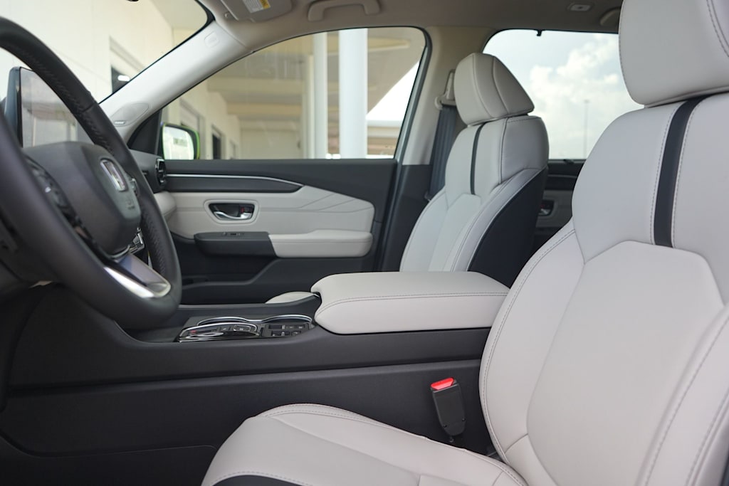 Thumbnail: 2026 Honda Pilot - 11
