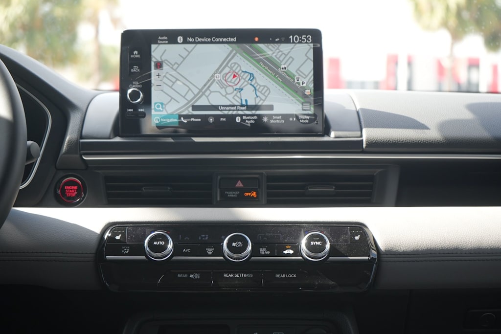 Thumbnail: 2025 Honda Pilot - 15