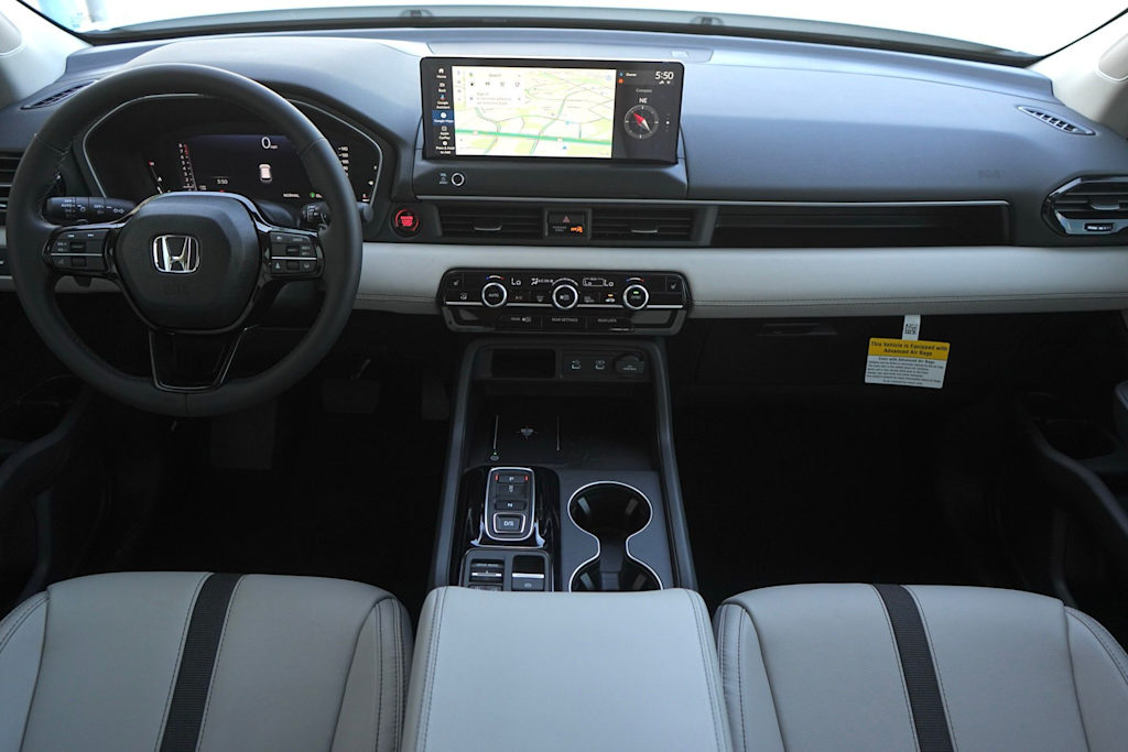 Thumbnail: 2026 Honda Pilot - 10