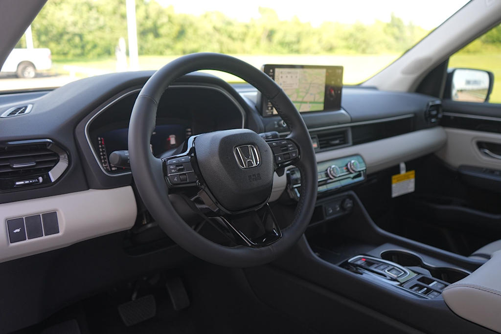 Thumbnail: 2026 Honda Pilot - 2