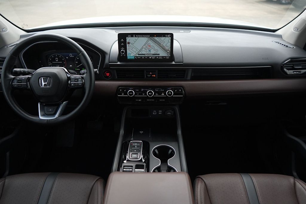 Thumbnail: 2025 Honda Pilot - 10