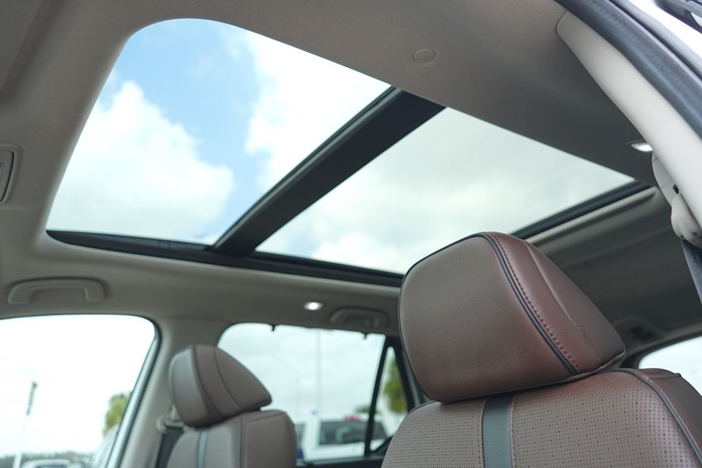 Thumbnail: 2025 Honda Pilot - 27