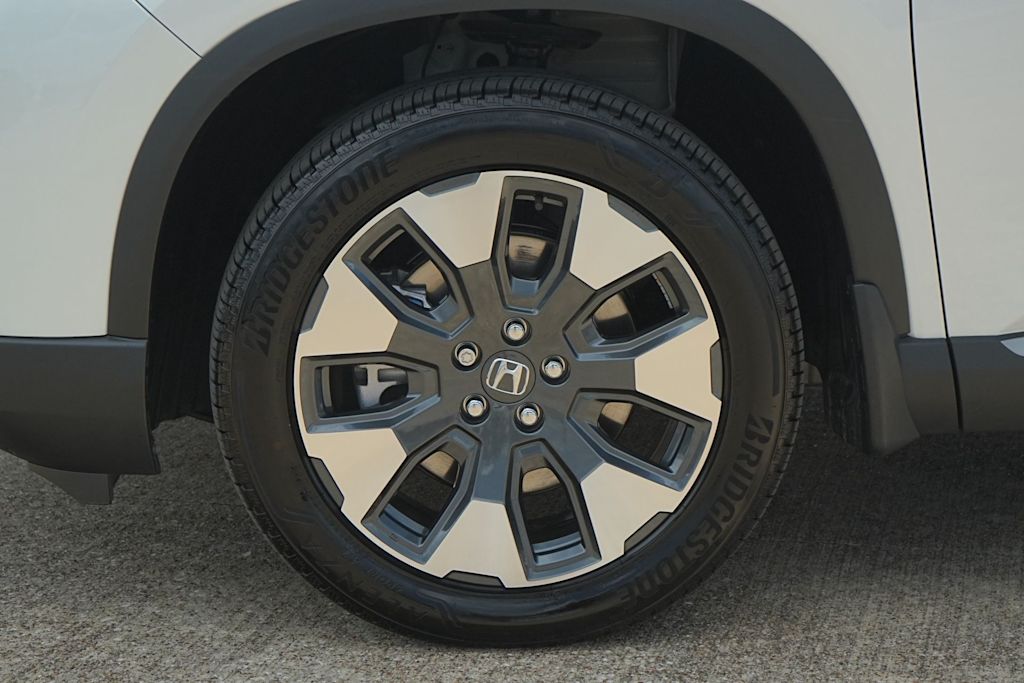 Thumbnail: 2026 Honda Pilot - 8