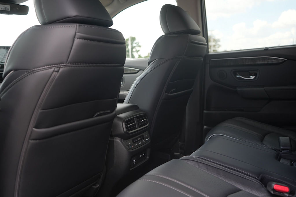 Thumbnail: 2025 Honda Pilot - 13