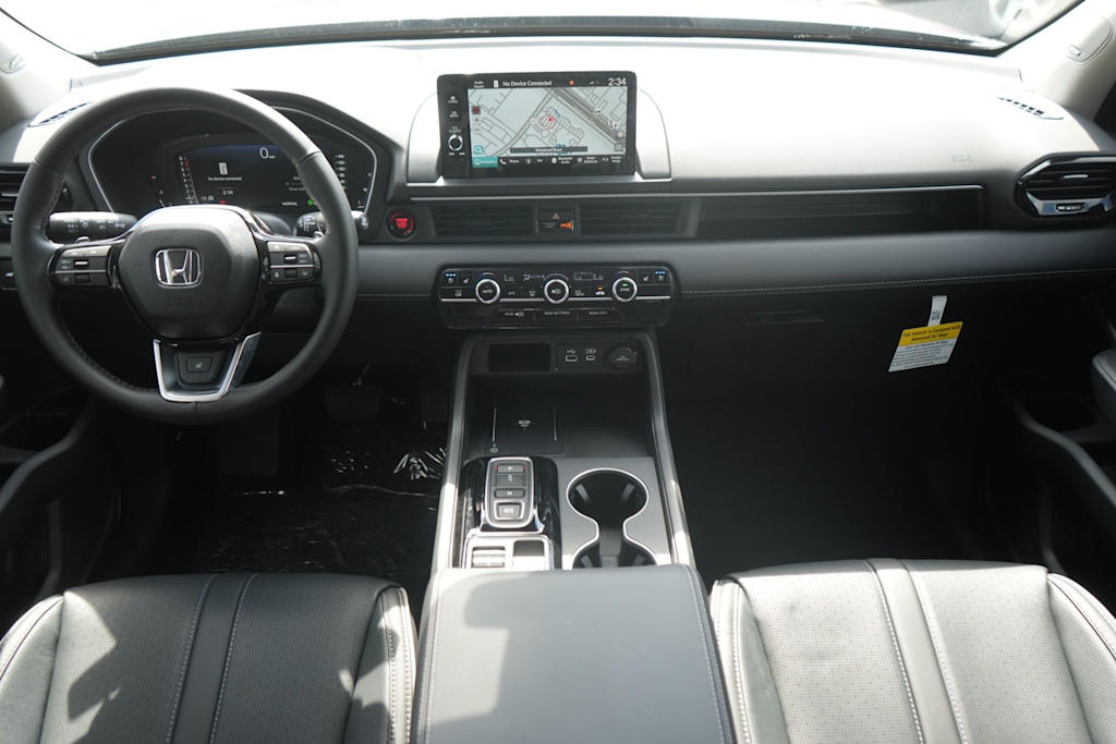 Thumbnail: 2025 Honda Pilot - 10