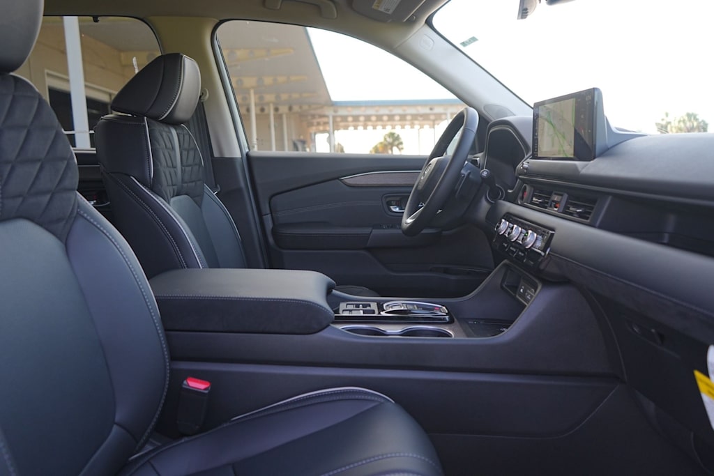 Thumbnail: 2026 Honda Pilot - 12