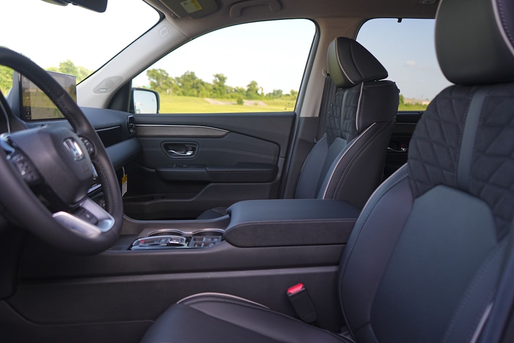 Thumbnail: 2026 Honda Pilot - 11