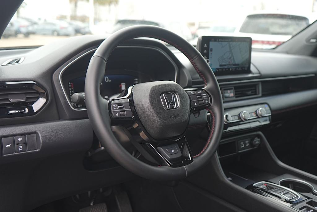 Thumbnail: 2025 Honda Pilot - 2