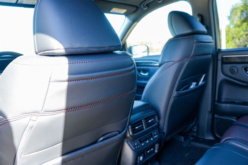 Thumbnail: 2025 Honda Pilot - 12