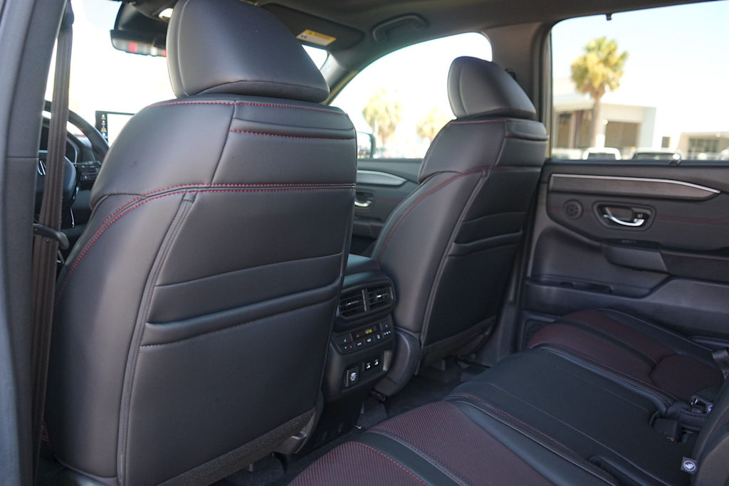 Thumbnail: 2026 Honda Pilot - 13