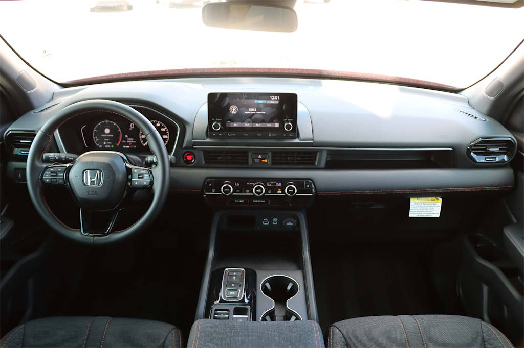 Thumbnail: 2025 Honda Pilot - 9