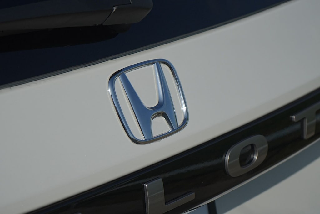 Thumbnail: 2026 Honda Pilot - 7