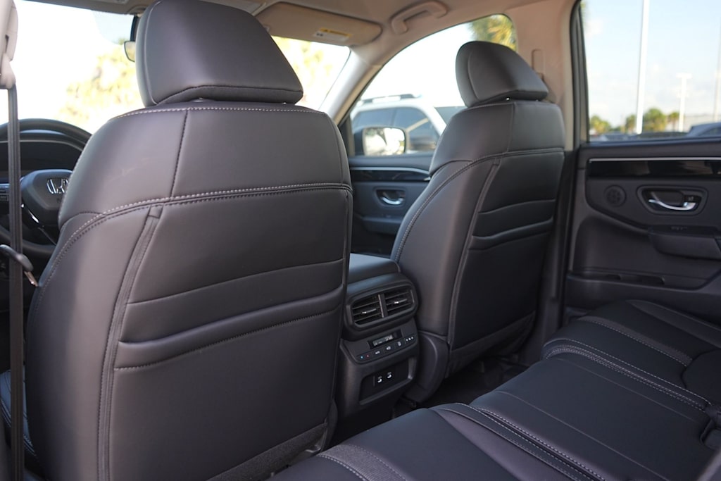 Thumbnail: 2026 Honda Pilot - 13