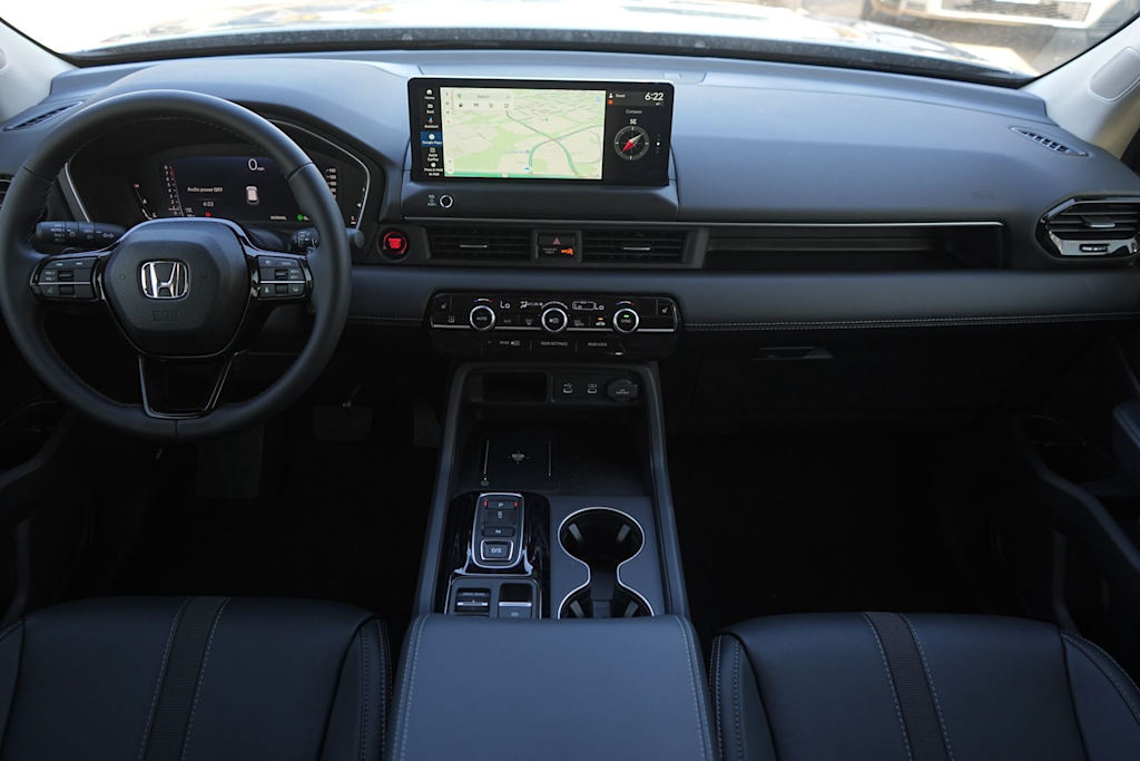 Thumbnail: 2026 Honda Pilot - 10