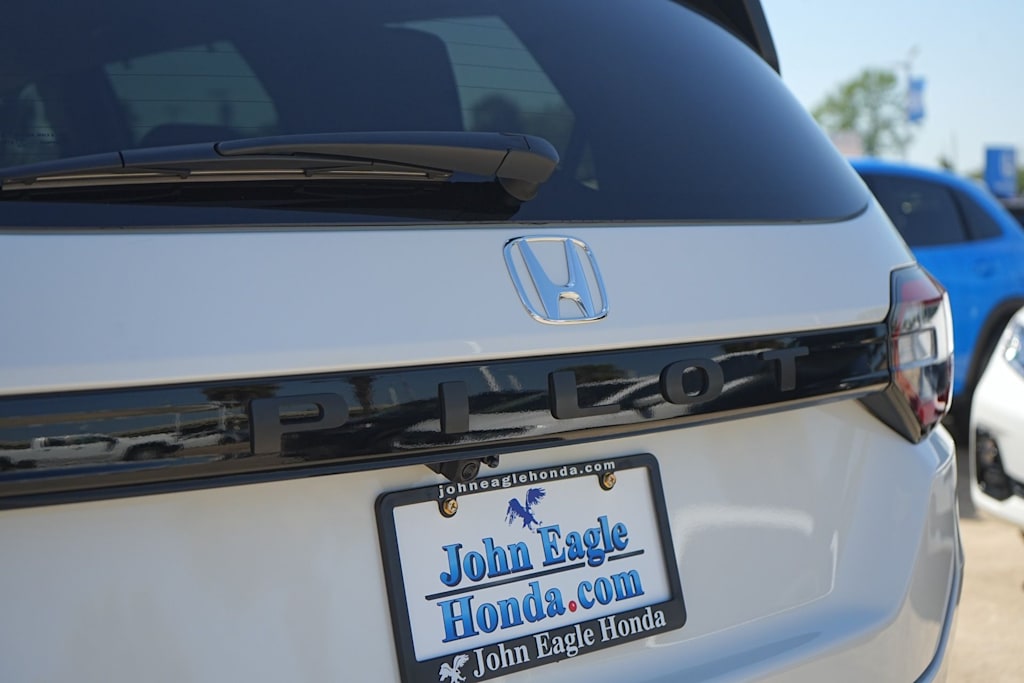 Thumbnail: 2025 Honda Pilot - 7