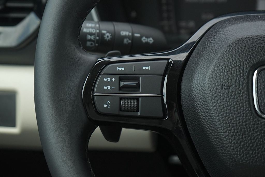 Thumbnail: 2026 Honda Pilot - 23