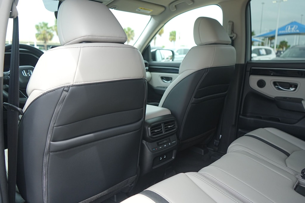 Thumbnail: 2026 Honda Pilot - 13