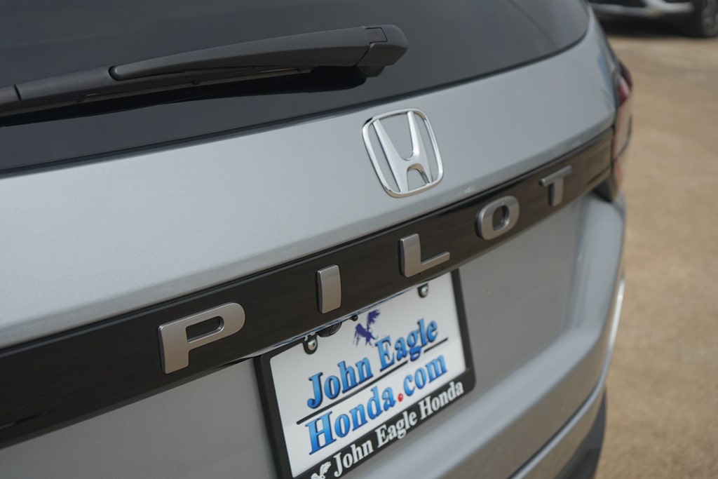 Thumbnail: 2026 Honda Pilot - 7