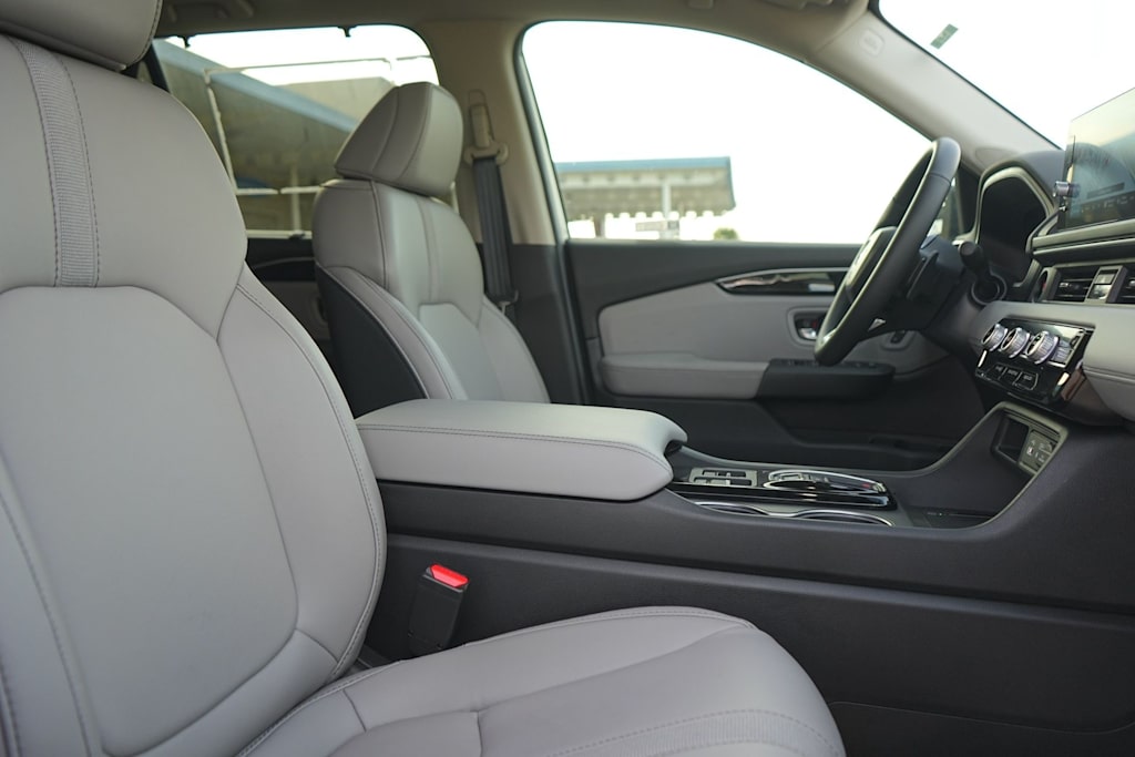 Thumbnail: 2025 Honda Pilot - 12