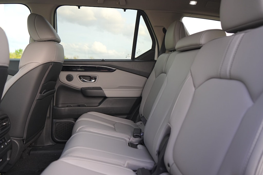 Thumbnail: 2025 Honda Pilot - 21