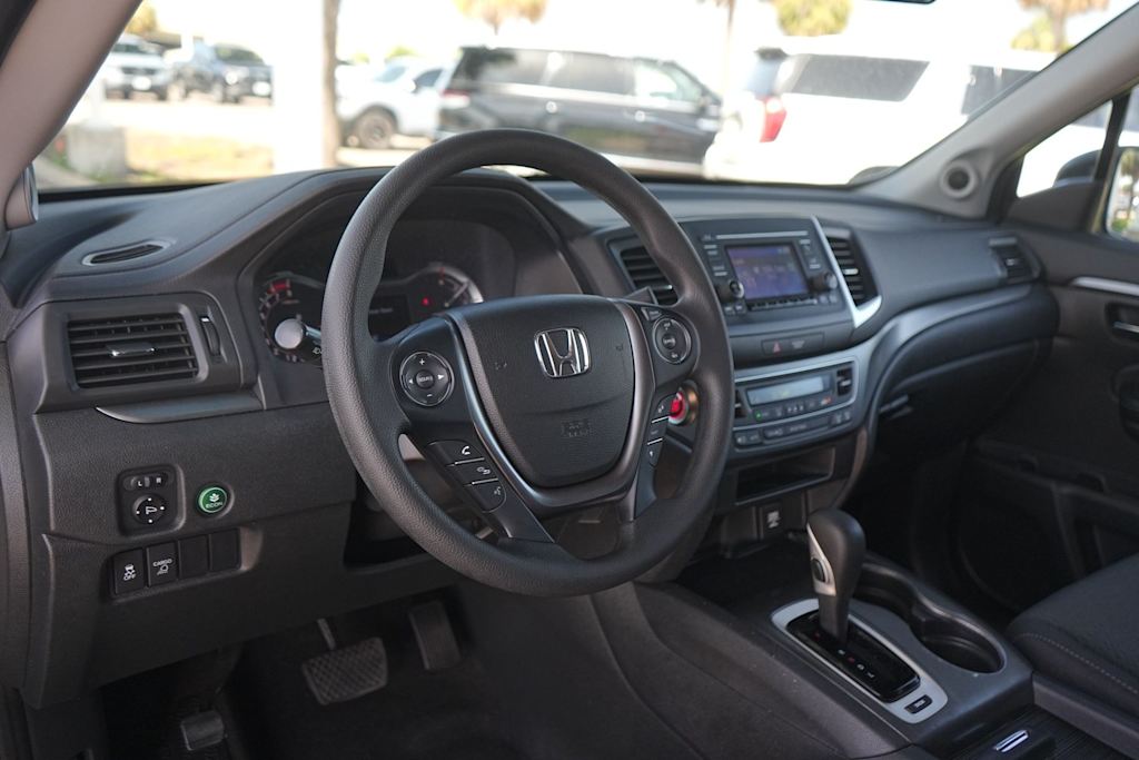 Thumbnail: 2017 Honda Ridgeline - 2