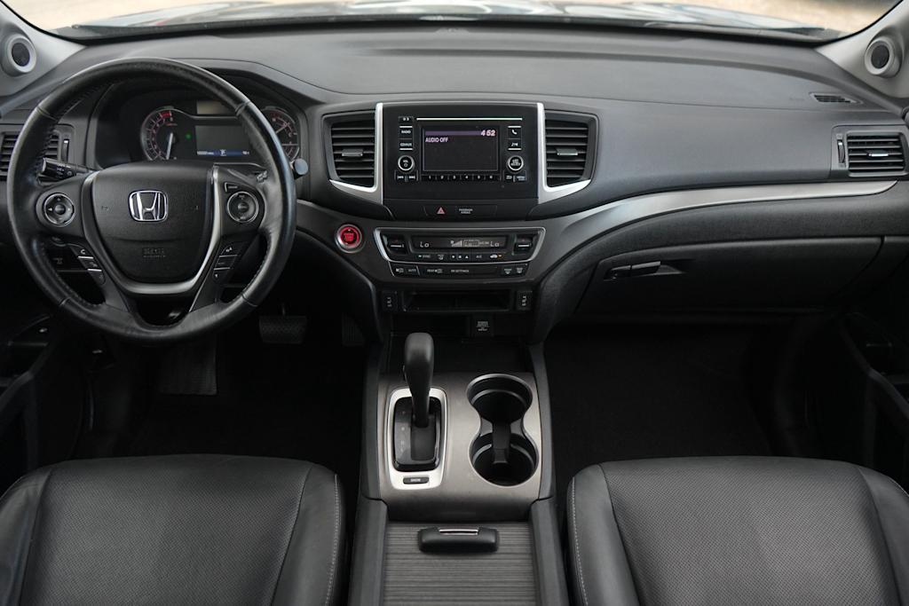 Thumbnail: 2017 Honda Ridgeline - 10