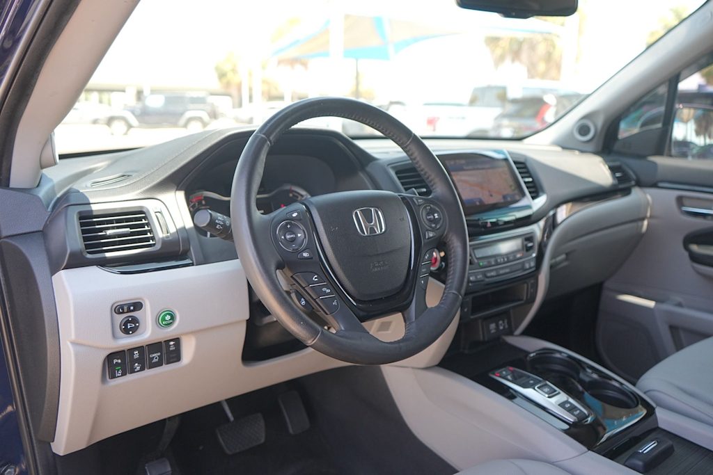 Thumbnail: 2020 Honda Ridgeline - 2