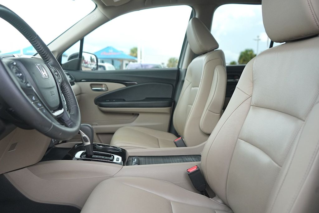 Thumbnail: 2019 Honda Ridgeline - 11