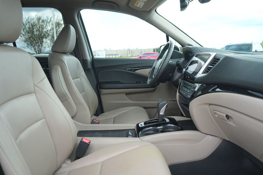 Thumbnail: 2019 Honda Ridgeline - 12
