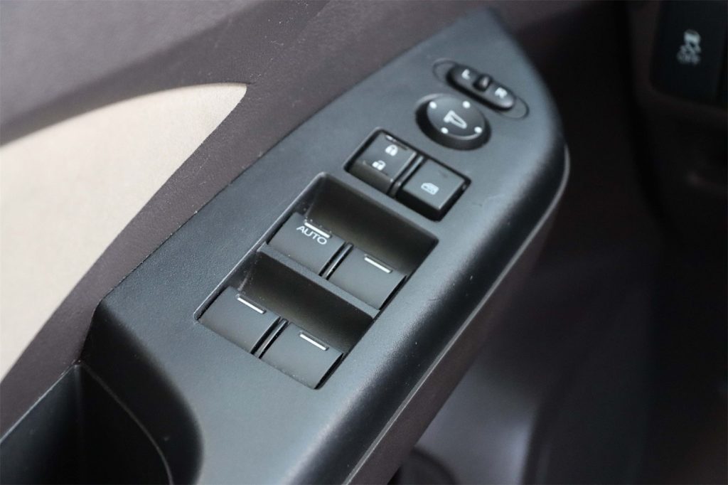 Thumbnail: 2014 Honda CR-V - 23