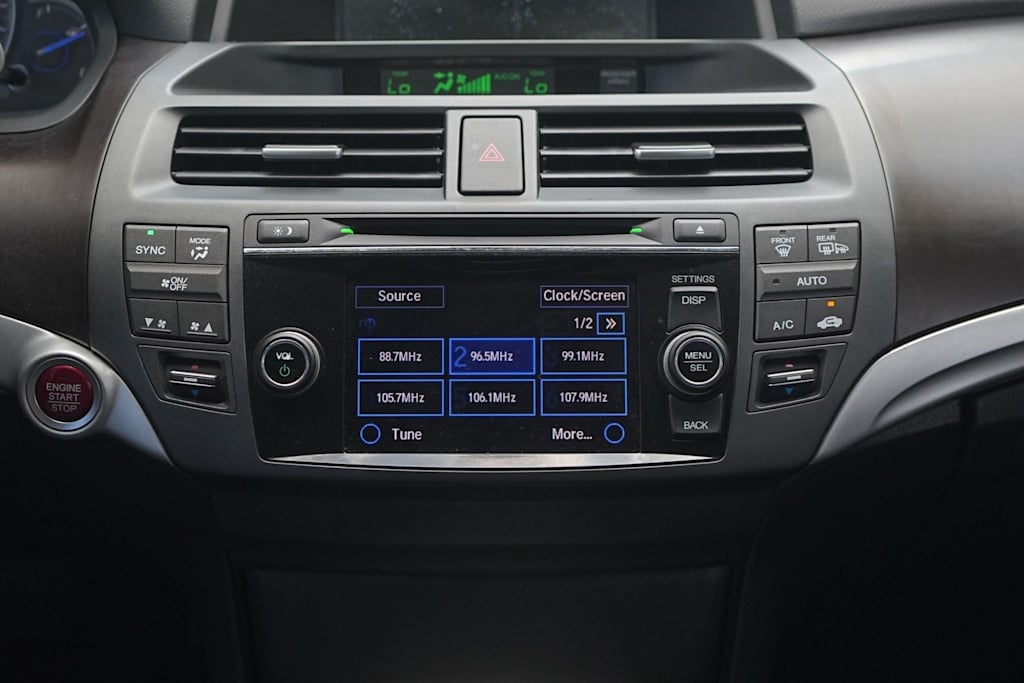 Thumbnail: 2014 Honda Crosstour - 25