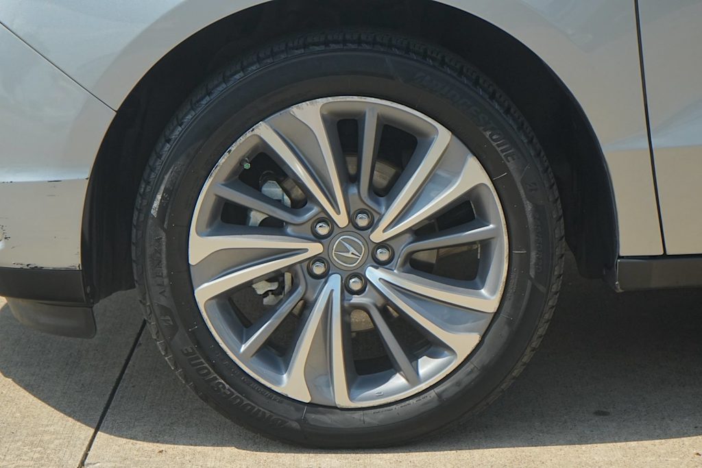 Thumbnail: 2018 Acura MDX - 8